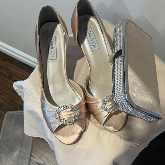 Purse - Picture 8 of 9